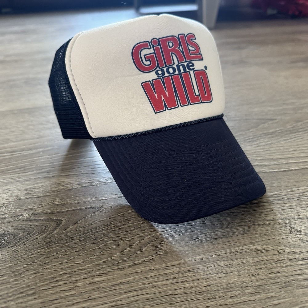 Vintage Girls Gone Wild Logo Cap Navy Blue  Nissun Tag Mesh Trucker Rope Hat